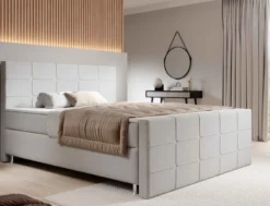 Boxspringbett mit Fußteil