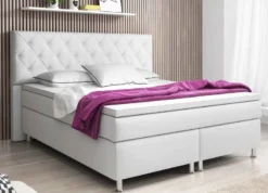 Boxspringbett mit hohem Kopfteil