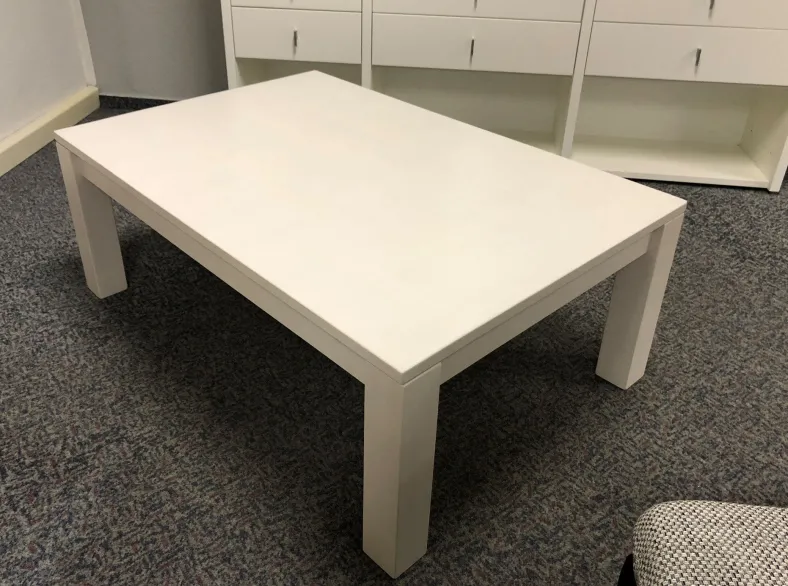 Couchtisch weiß Holz