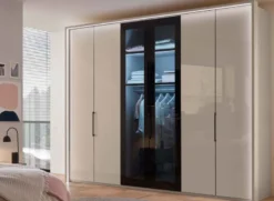 Dubai Kleiderschrank mit durchsichtigen Glastüren