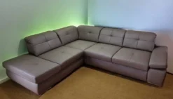 Ecksofa mit Sitztiefenverstellung