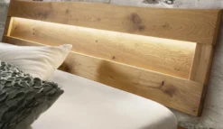 817 Holzbalkenbett mit LED