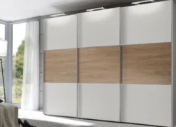 Includo Kleiderschrank mit Innenausstattung