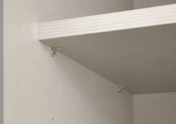 Includo Schwebetürenschrank mit Spiegel