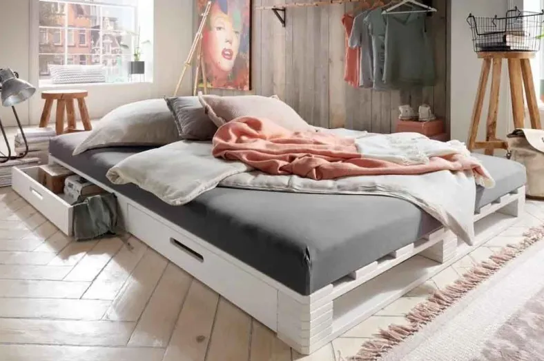 Infanskids Palettenbett mit Schubladen