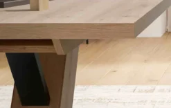 Kota Essgruppe mit Bank