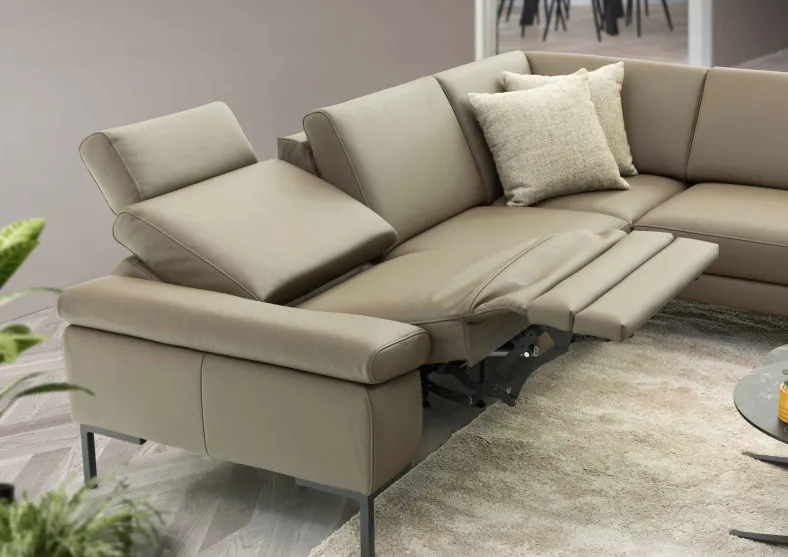 Maximilian Ecksofa mit Relaxfunktion