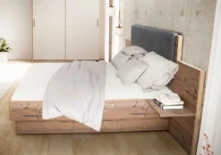 Meran Bett mit Rückwand