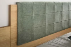Meran Bett mit Rückwand