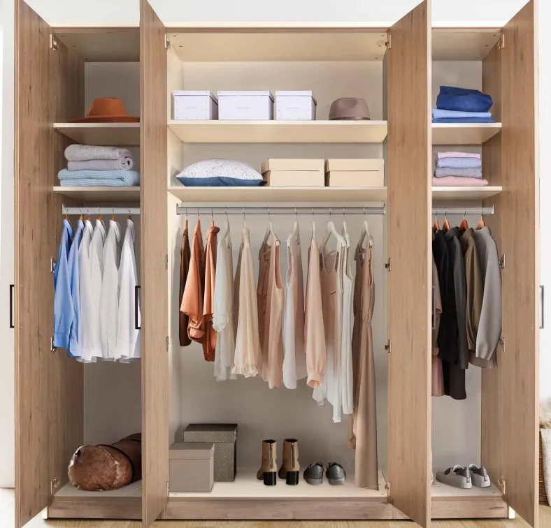 Meran Kleiderschrank nach Maß