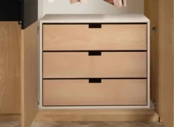 Meran Kleiderschrank nach Maß