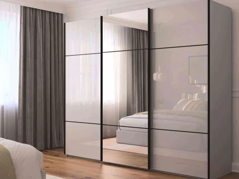 Scale Linea Trio Schwebetürenschrank Glas