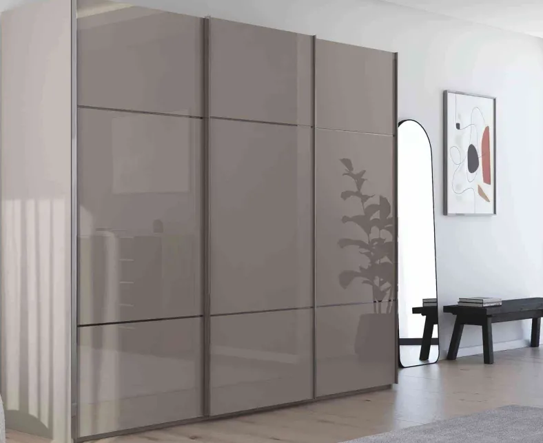Scale Linea Trio Schwebetürenschrank Glas