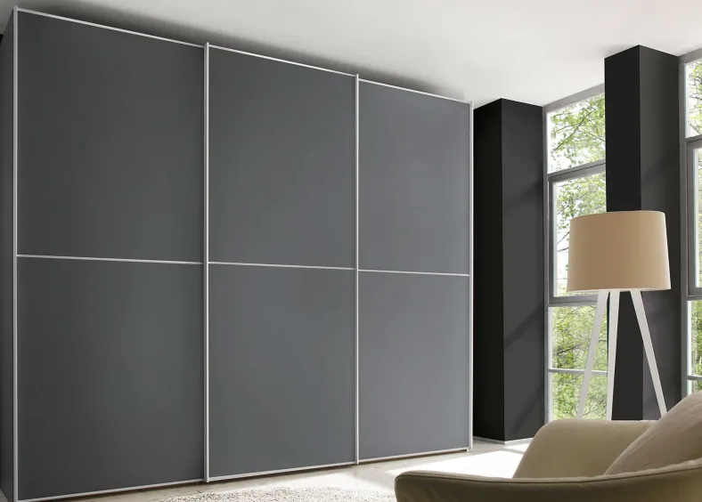 Staud Sinfonie Plus Kleiderschrank grau