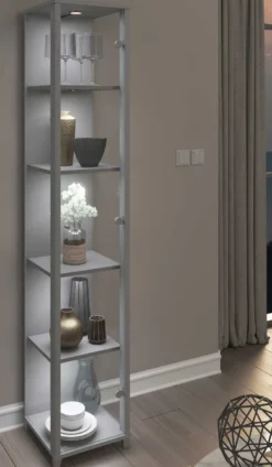 Vitrinenschrank mit Beleuchtung