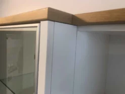 Vitrinenschrank weiß
