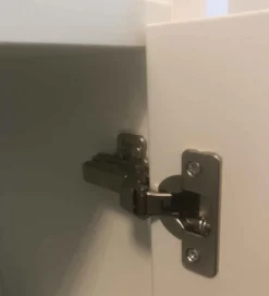 Vitrinenschrank weiß
